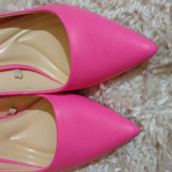 NWOT Jessica Simpson Hot Pink Pumps - Picture 8 of 9